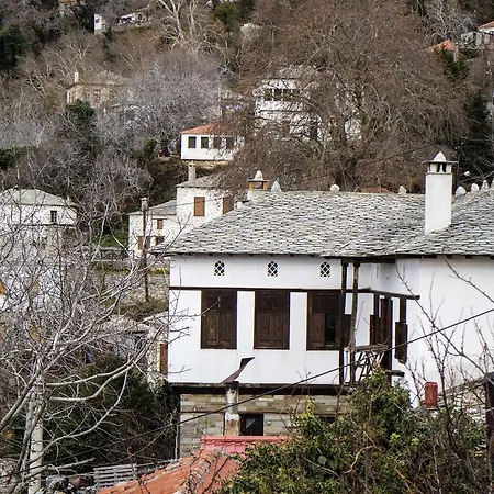 Archontiko Katerina בית הארחה ויזיצה